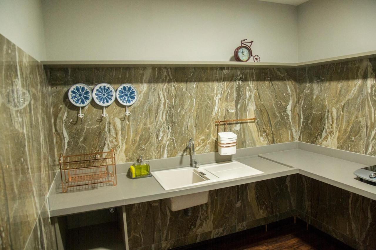 Jockey Class Hotel Терезина Экстерьер фото