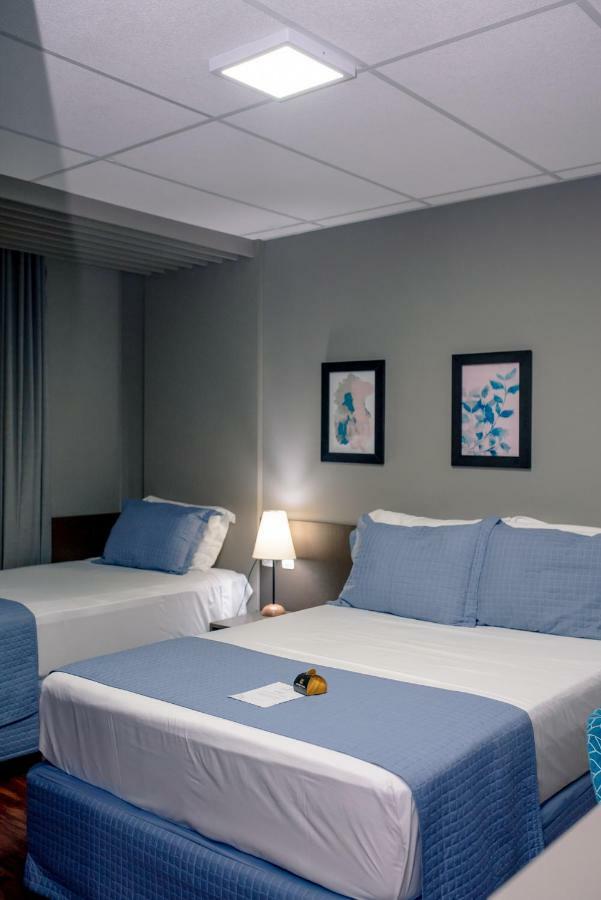 Jockey Class Hotel Терезина Экстерьер фото